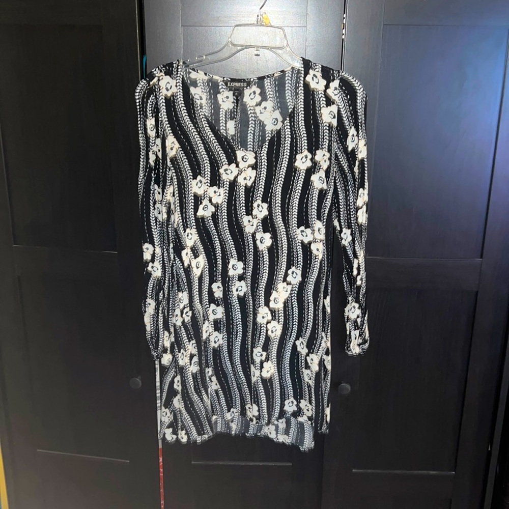 Express floral dress